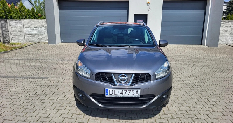 Nissan Qashqai cena 35700 przebieg: 200000, rok produkcji 2012 z Wyrzysk małe 137